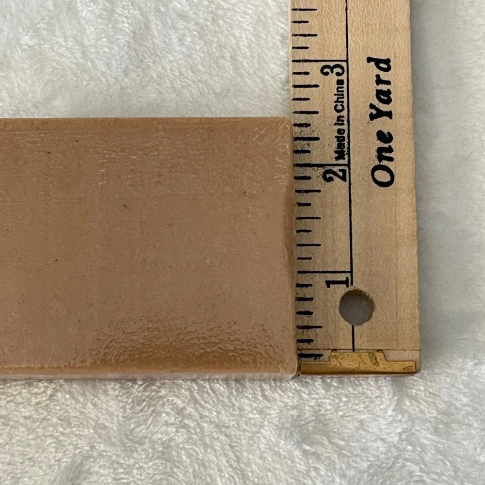 Gardener's Grit‎ Lavender Calendula Cornmeal Soap Bar 4 oz Natural Ingredients